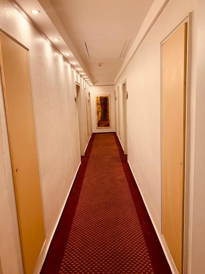 Hotel Kunibert Der Fiese Кельн Екстер'єр фото