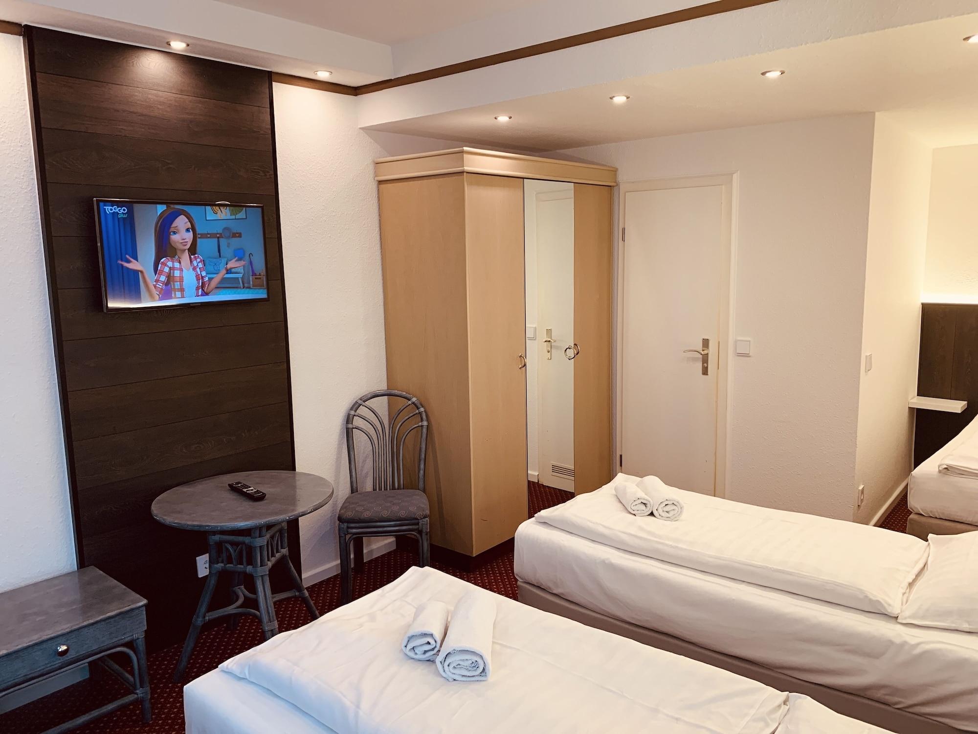 Hotel Kunibert Der Fiese Кельн Екстер'єр фото
