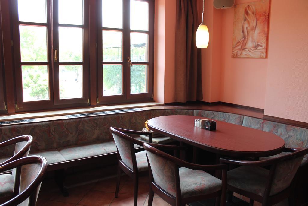 Hotel Kunibert Der Fiese Кельн Екстер'єр фото